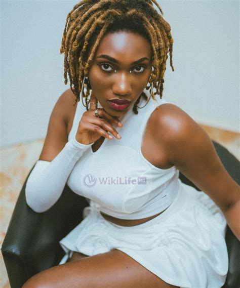 Wendy Shay .